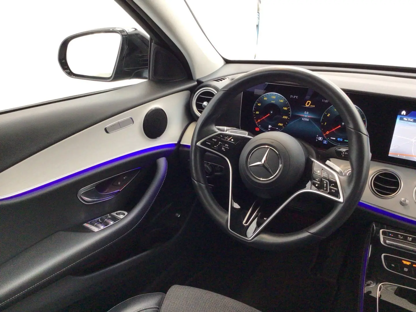 E 200 AVANTG NIGHT BUSI FAP KEYLGO 360  LED WDGS