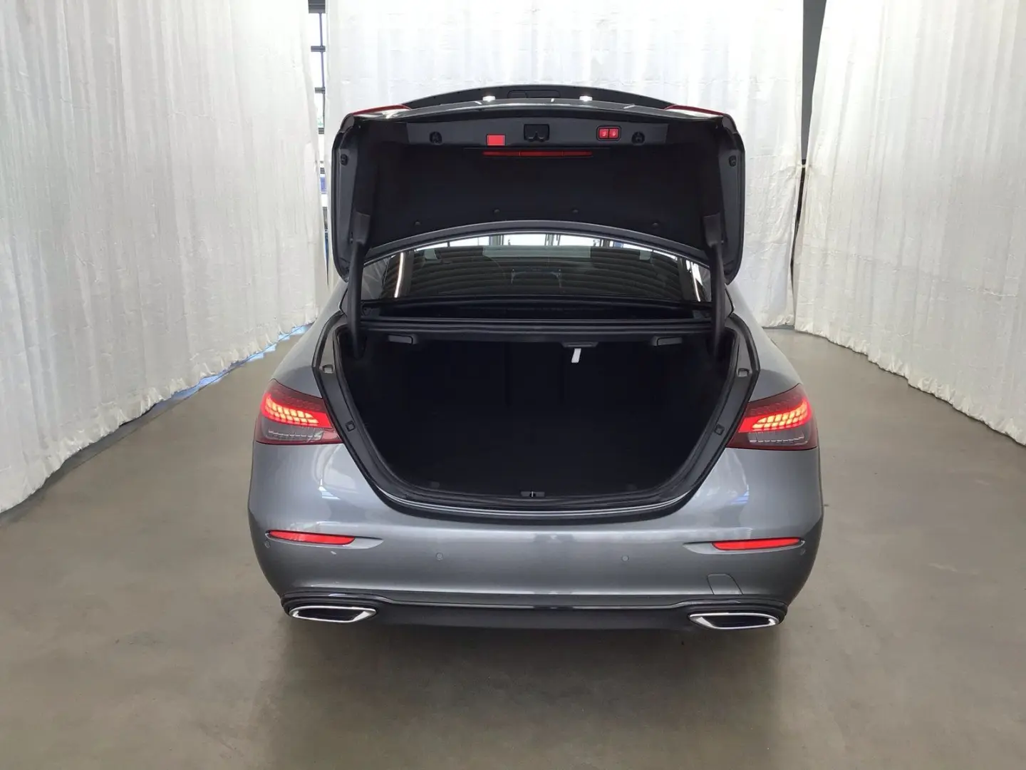 E 200 AVANTG NIGHT BUSI FAP KEYLGO 360  LED WDGS