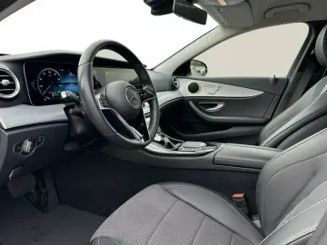 E 220 d Avantgarde KAMERA LED NAVI