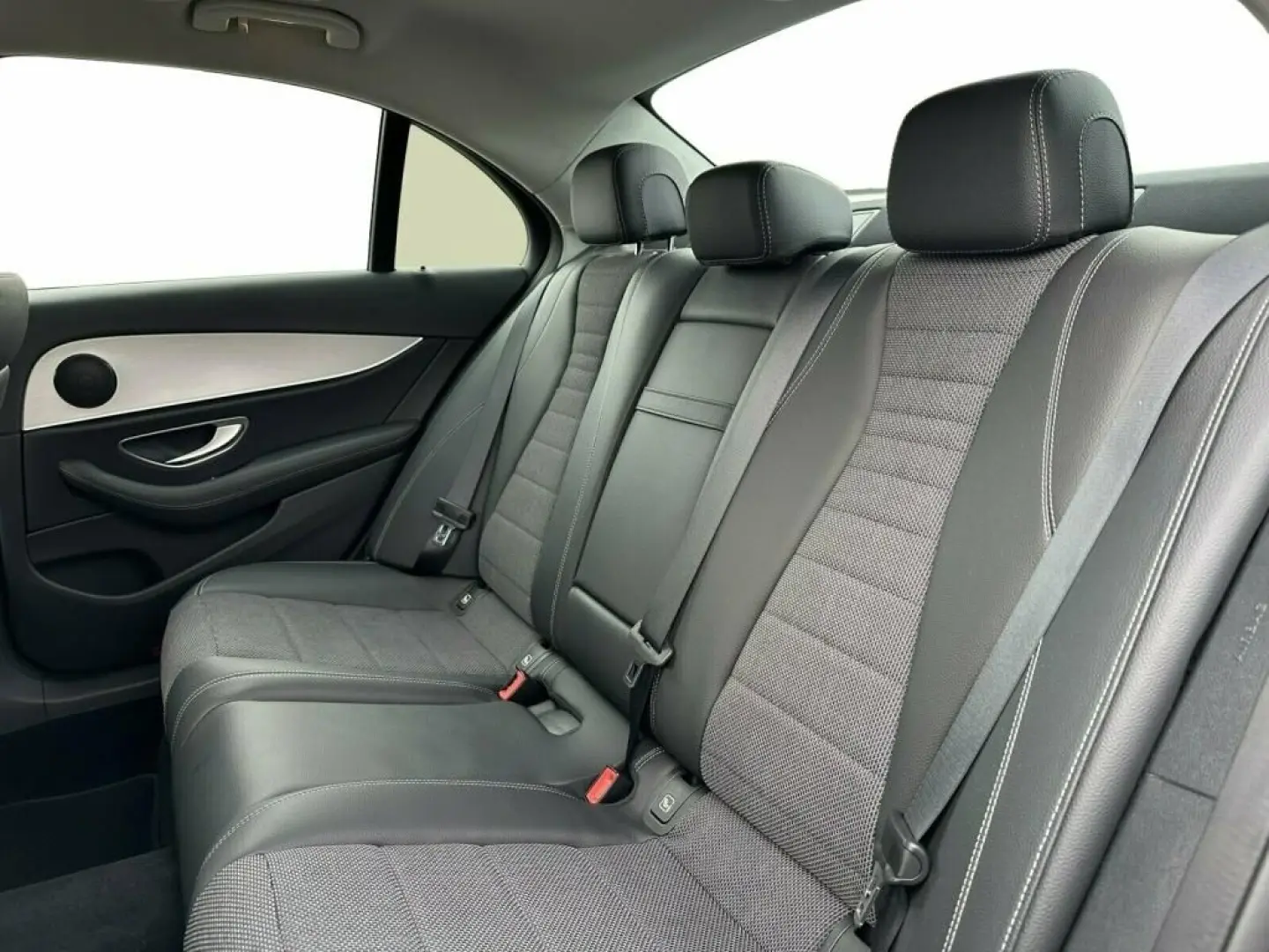 E 220 d Avantgarde KAMERA LED NAVI