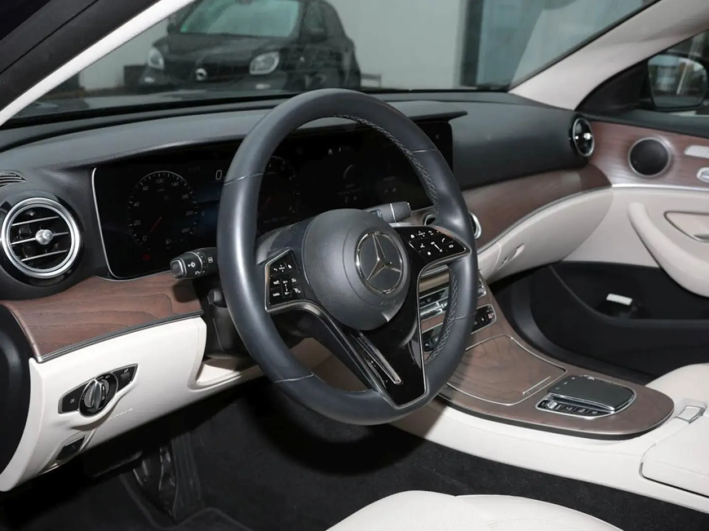 E 300 Avantgarde Standhzg Distronic  Kamera