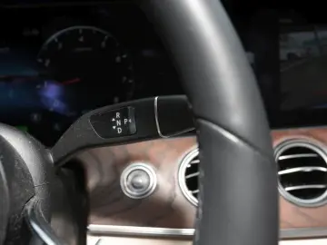 E 300 Avantgarde Standhzg Distronic  Kamera