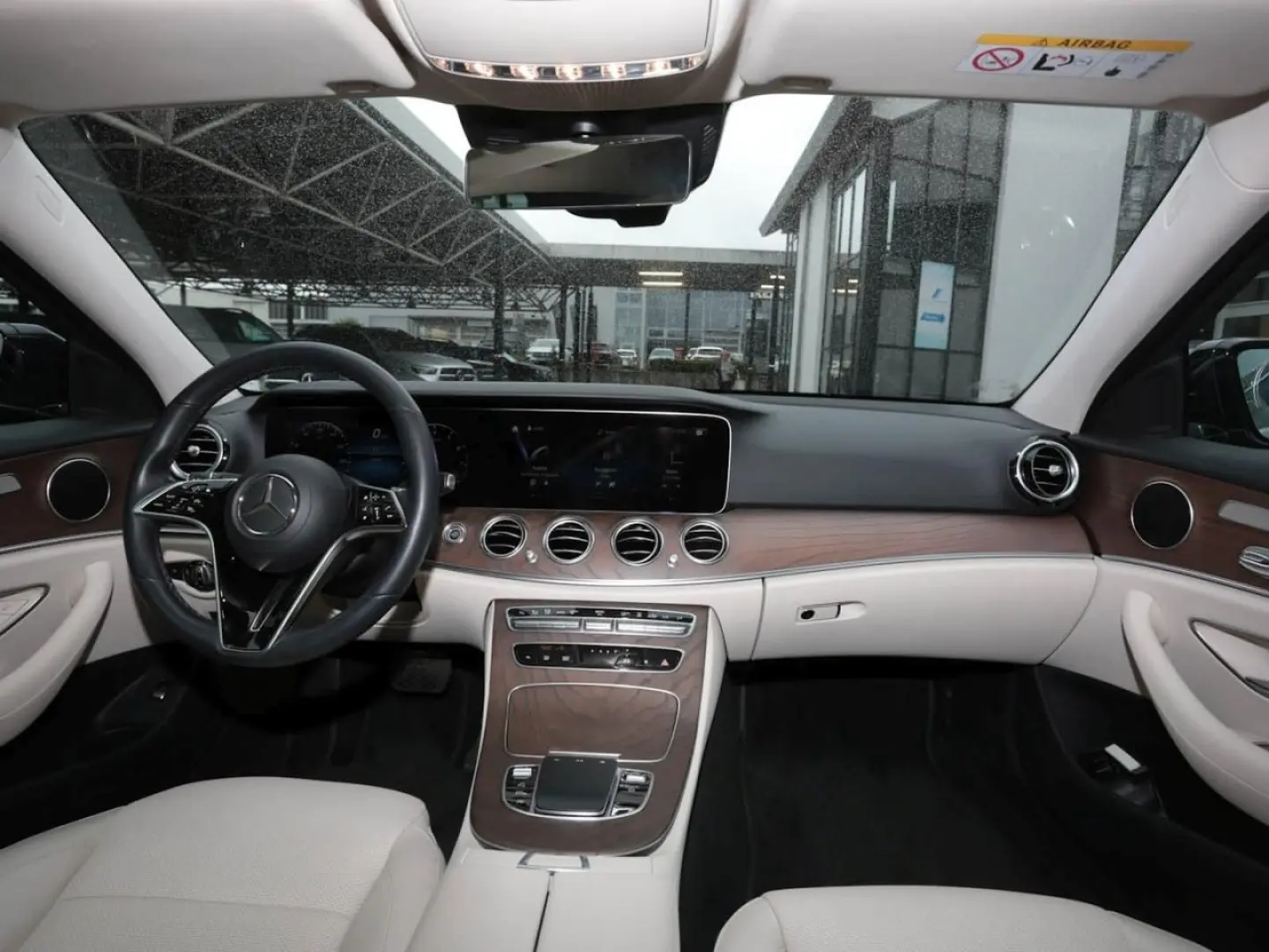 E 300 Avantgarde Standhzg Distronic  Kamera