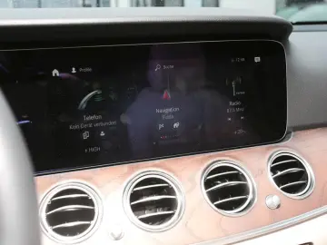 E 300 Avantgarde Standhzg Distronic  Kamera