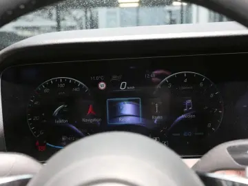 E 300 Avantgarde Standhzg Distronic  Kamera