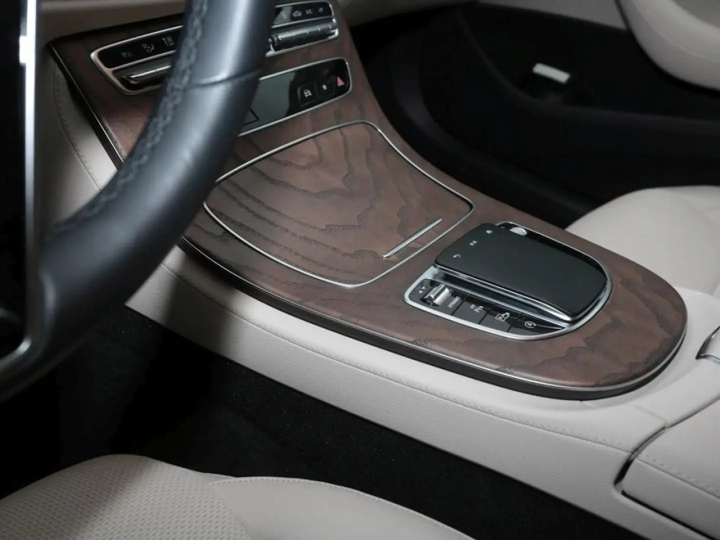 E 300 Avantgarde Standhzg Distronic  Kamera