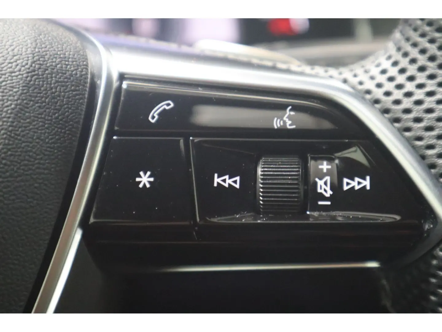 A6 Limo 45 TFSI advanced S-Line B&O Matrix TopVi