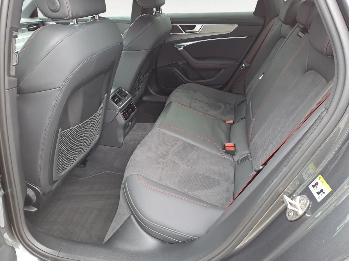 A6 Limousine 45 TFSI S-tronic S-Line Matrix Keyl