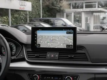 Q5 40 TFSI quattro Advanced LM20 Sports. Matrix