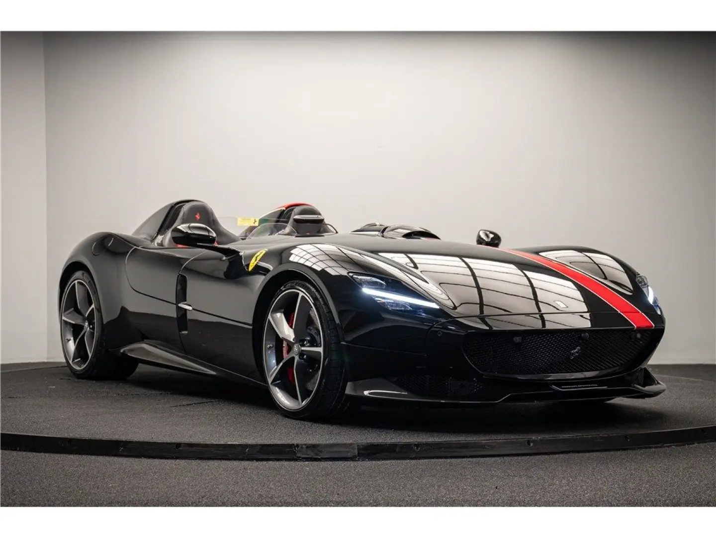 Monza SP2 6.5 V12 810CH .