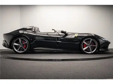 Monza SP2 6.5 V12 810CH .