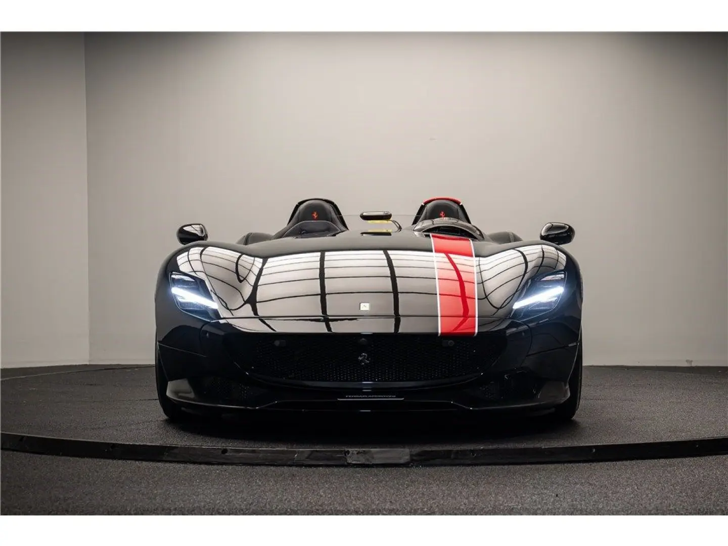 Monza SP2 6.5 V12 810CH .