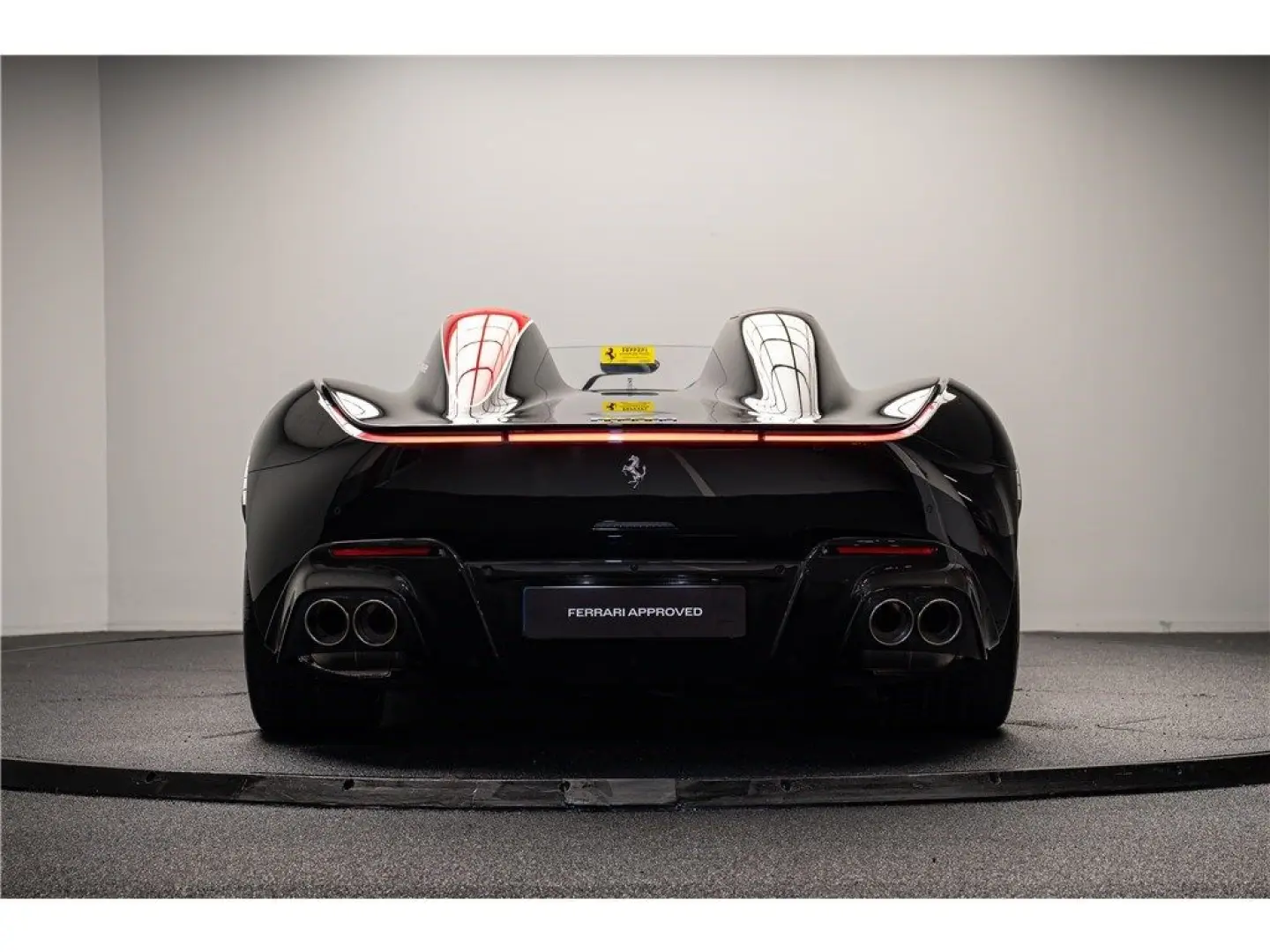 Monza SP2 6.5 V12 810CH .