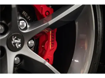 Monza SP2 6.5 V12 810CH .