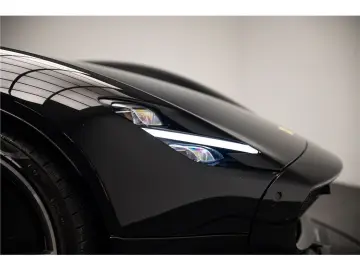 Monza SP2 6.5 V12 810CH .