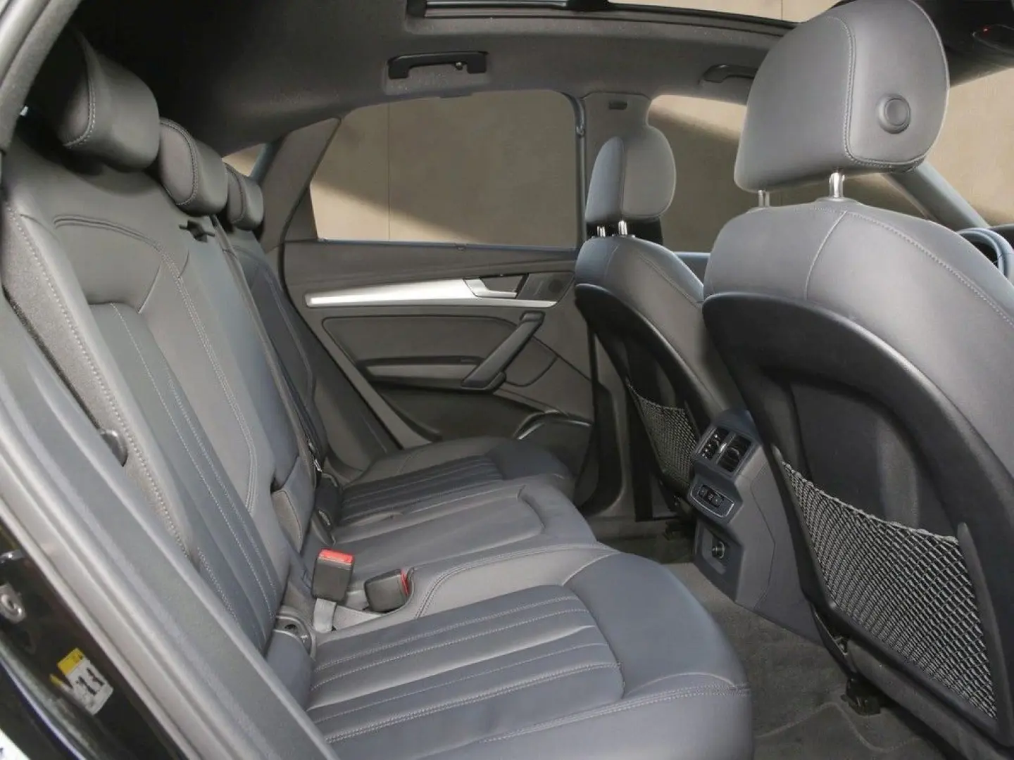 Q5 Sportback 40 TDI quattro advanced Pano AHK Na