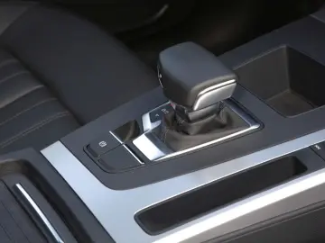 Q5 Sportback 40 TDI quattro advanced Pano AHK Na