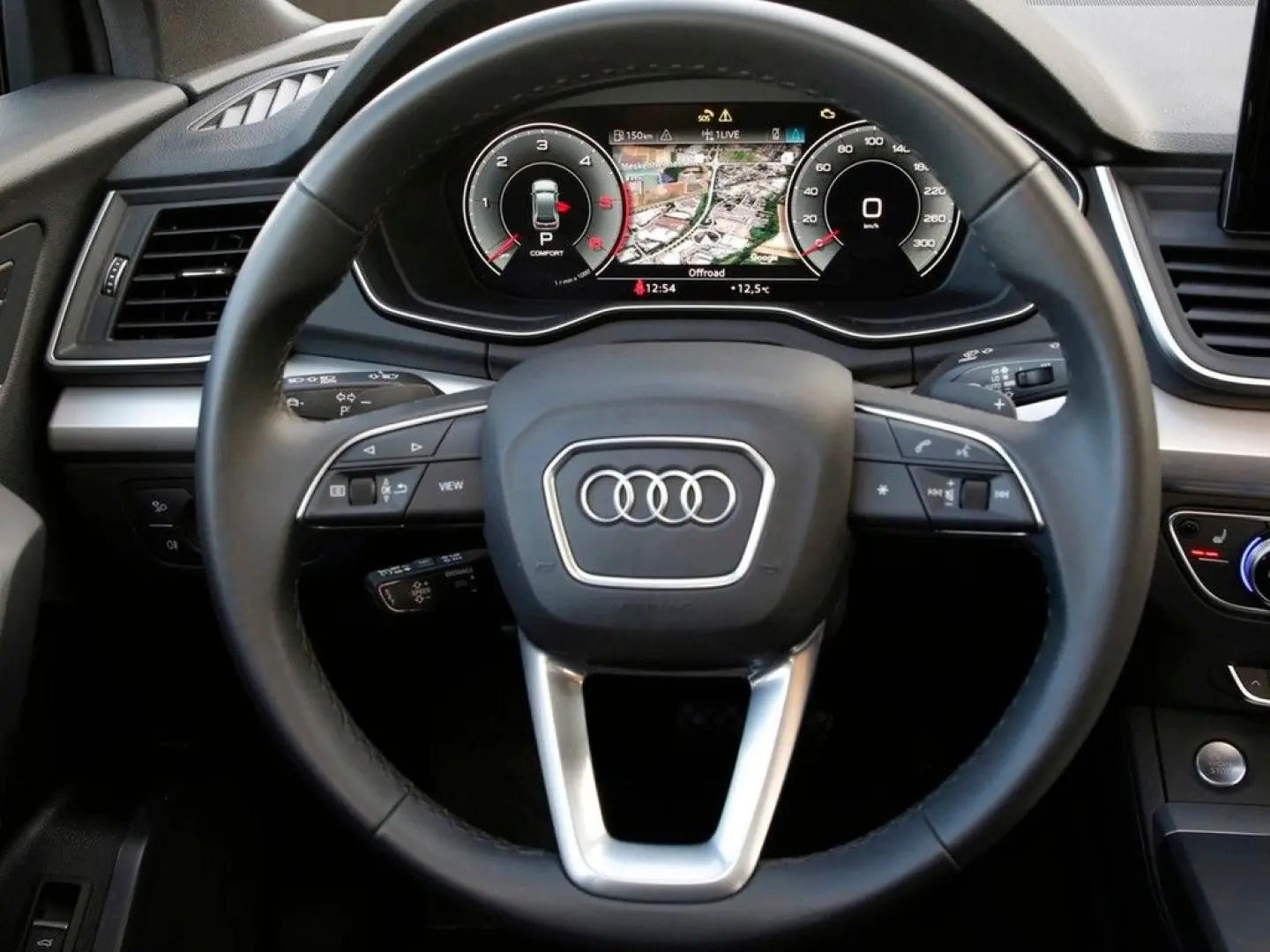 Q5 Sportback 40 TDI quattro advanced Pano AHK Na