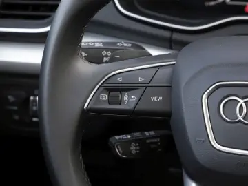 Q5 Sportback 40 TDI quattro advanced Pano AHK Na