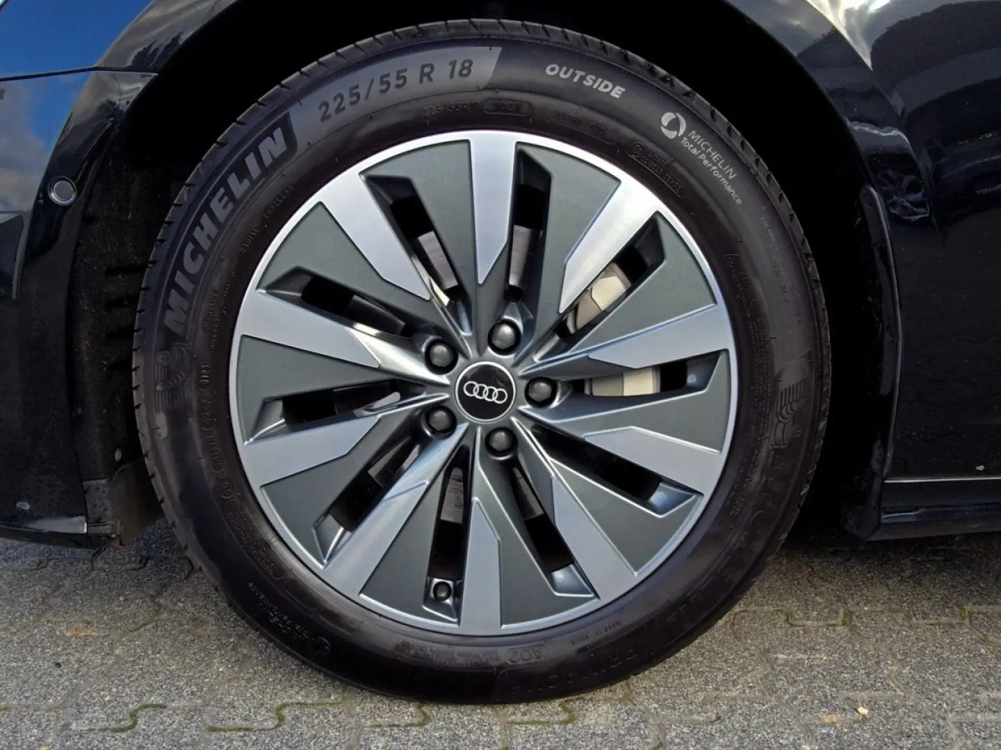 A6 Lim SPORT 45 TDI qu S tronic MATRIX Q APP HUD