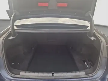 740 d xDrive M Sport B&W