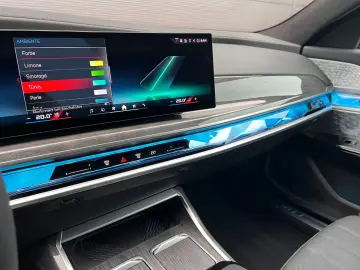 i7 xDrive M70 Integral Pano Sky TV B&W Sitzbelüf