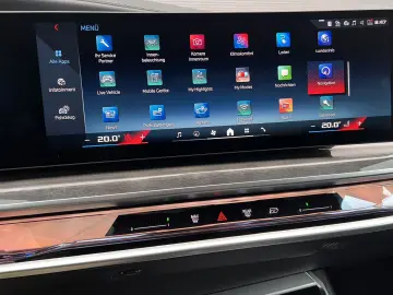 i7 xDrive M70 Integral Pano Sky TV B&W Sitzbelüf