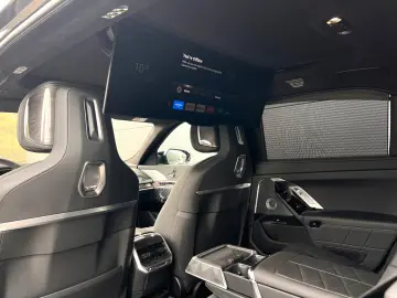 i7 xDrive M70 Integral Pano Sky TV B&W Sitzbelüf