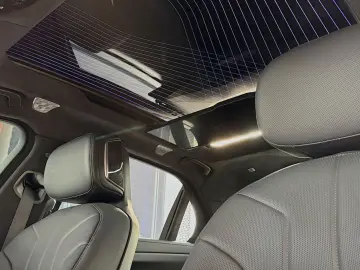 i7 xDrive M70 Integral Pano Sky TV B&W Sitzbelüf