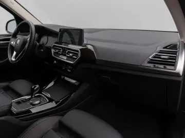 X3 xD20d Kamera DAB CockPitPlus LED Sport Leder