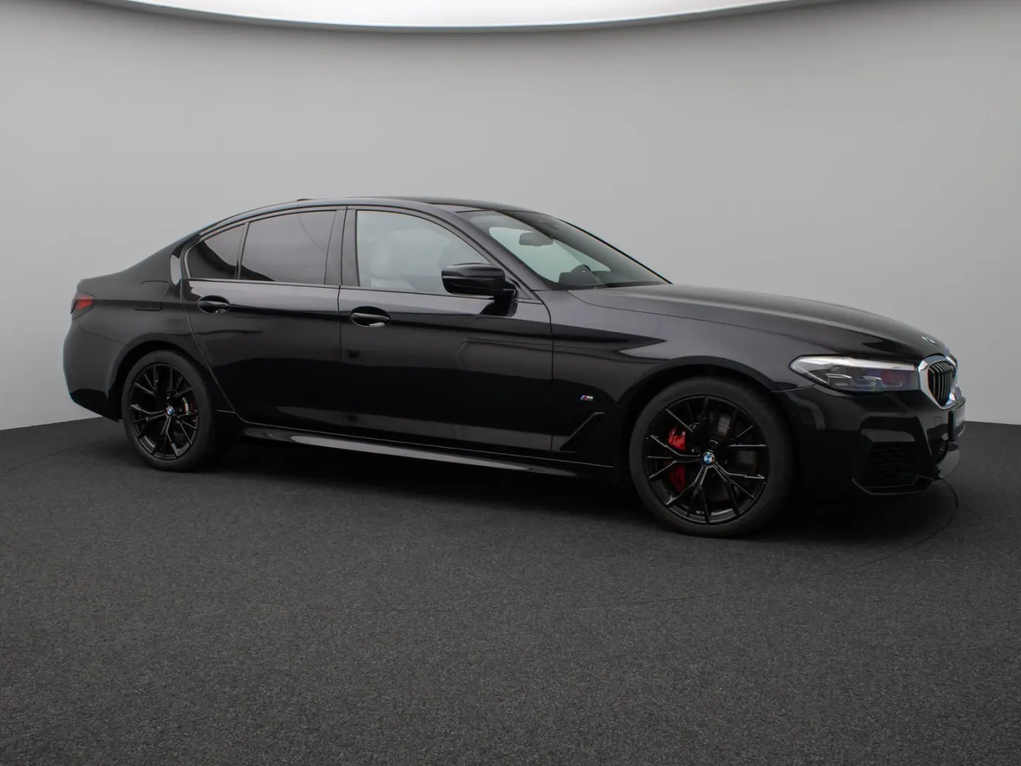 540i xD M Sport Glasdach Kamera HUD DAB H K 19