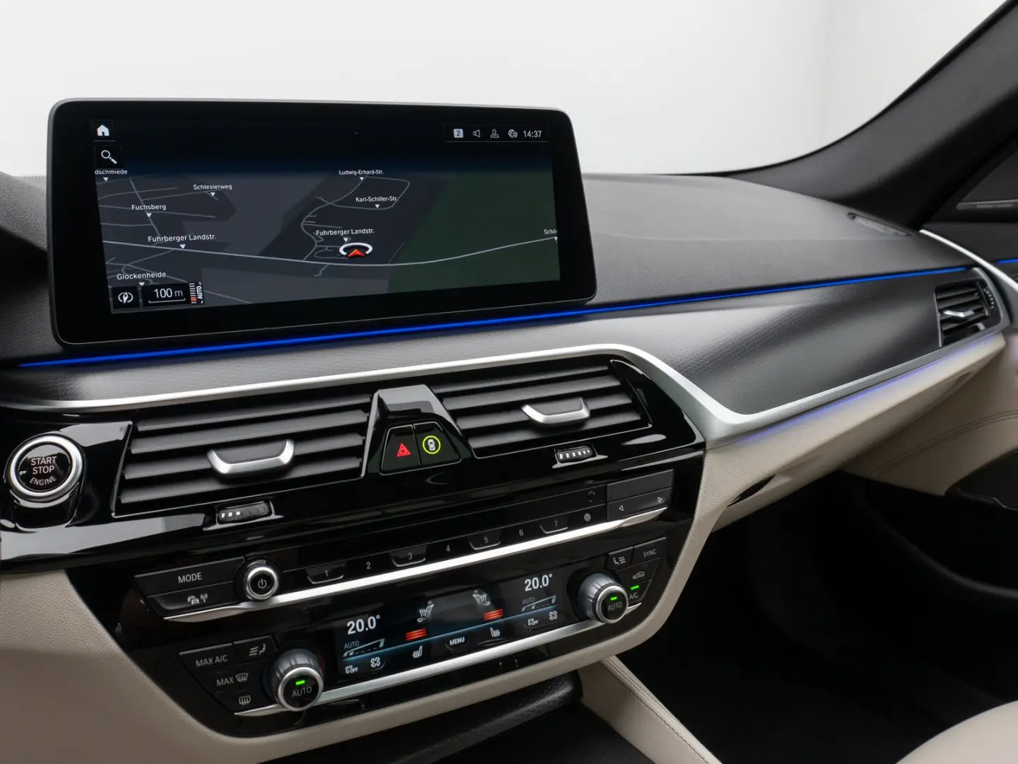 540i xD M Sport Glasdach Kamera HUD DAB H K 19