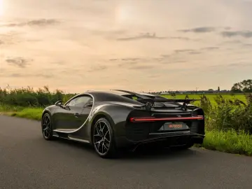 Chiron Sport - Visible Carbon - Sky View