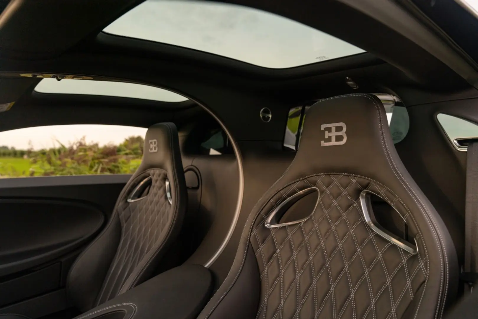 Chiron Sport - Visible Carbon - Sky View