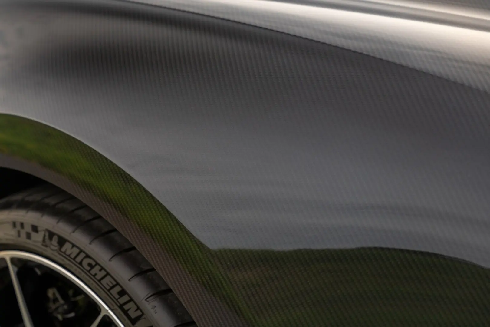 Chiron Sport - Visible Carbon - Sky View