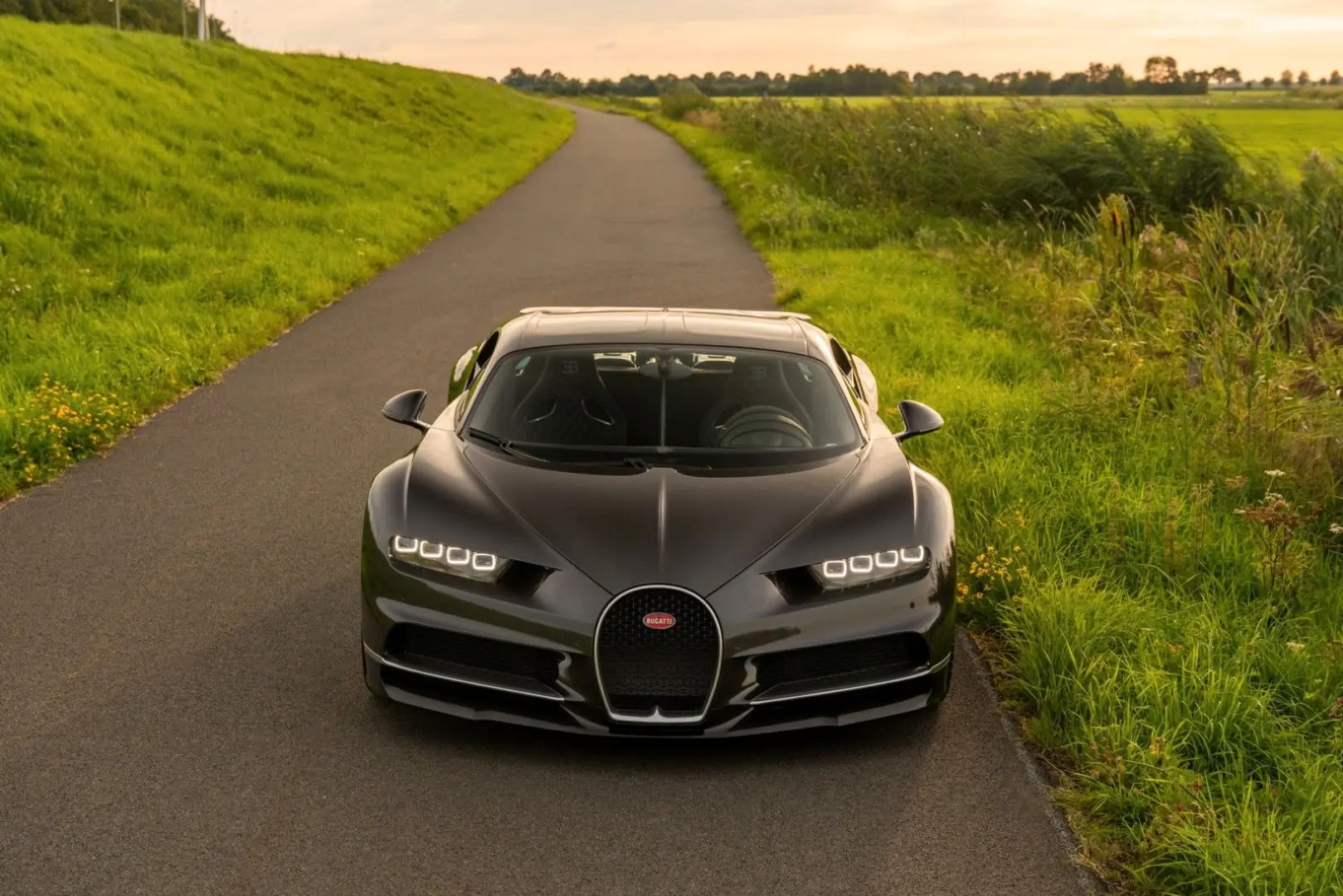 Chiron Sport - Visible Carbon - Sky View