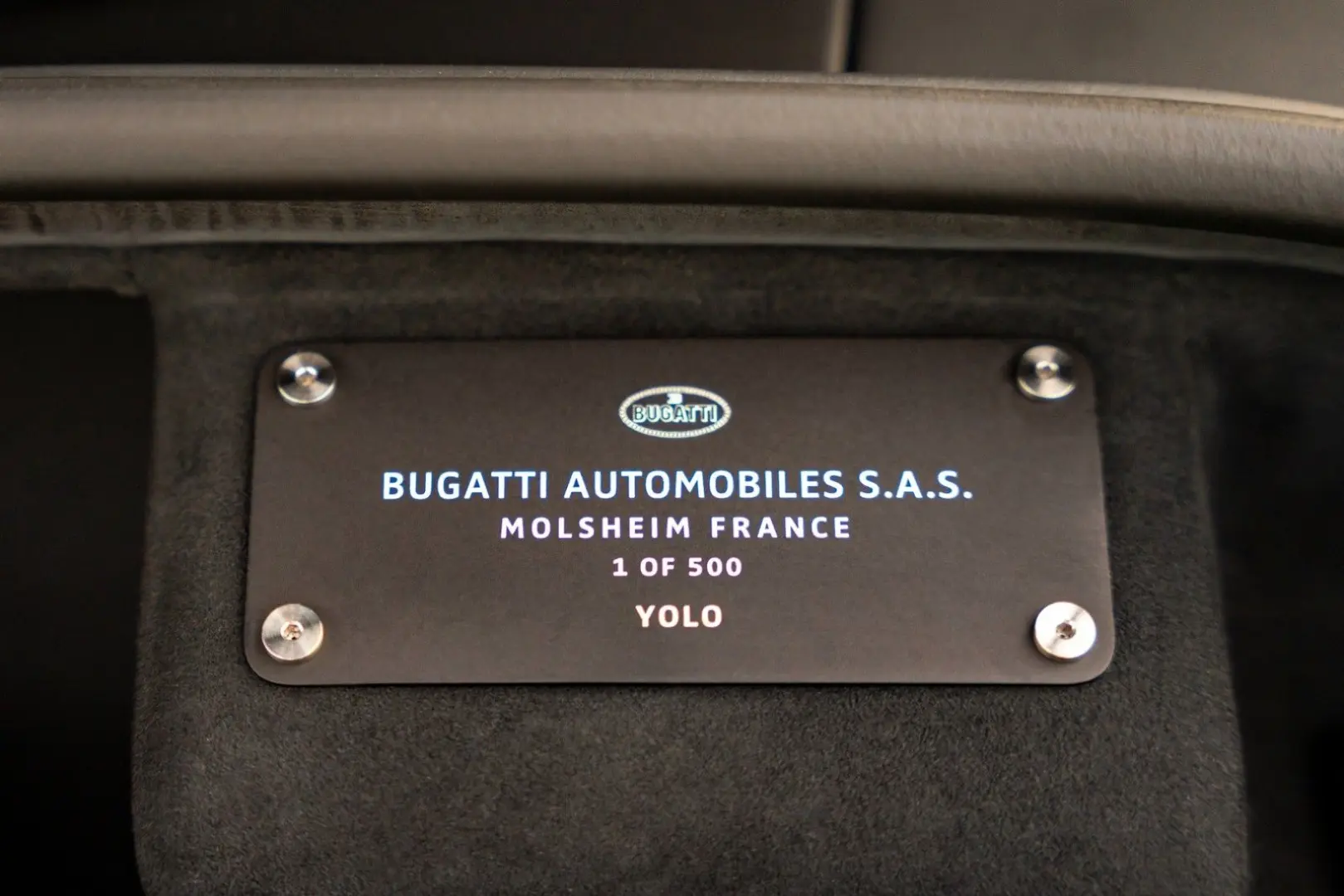 Chiron Sport - Visible Carbon - Sky View