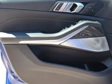 X5 M60 i xDrive  FROZEN BOWERS&WILKINS 22