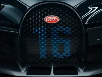 Chiron Pur Sport 1of60 SKY VIEW