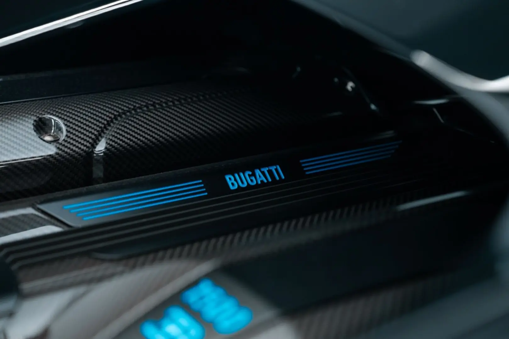 Chiron Pur Sport 1of60 SKY VIEW