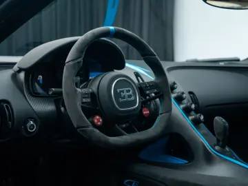 Chiron Pur Sport 1of60 SKY VIEW