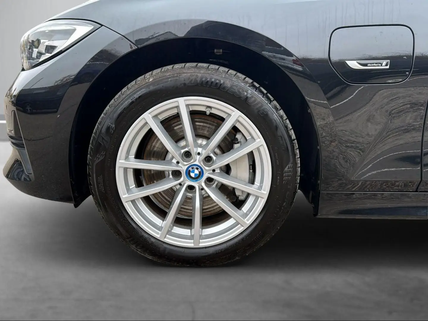 330 e Advantage Metallic