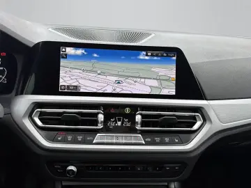 330 e Advantage Metallic