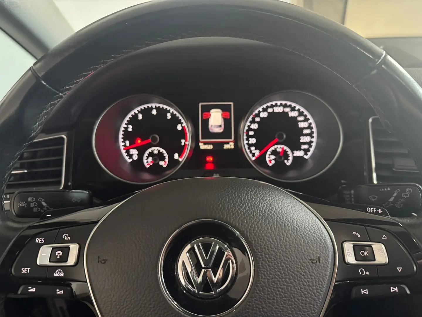 VW Golf Sportsvan Highline 1.4TSI DSG