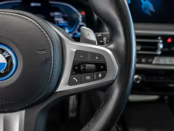 X3 xDrive 30e M-Sport PANO AHK HUD 360  LASER