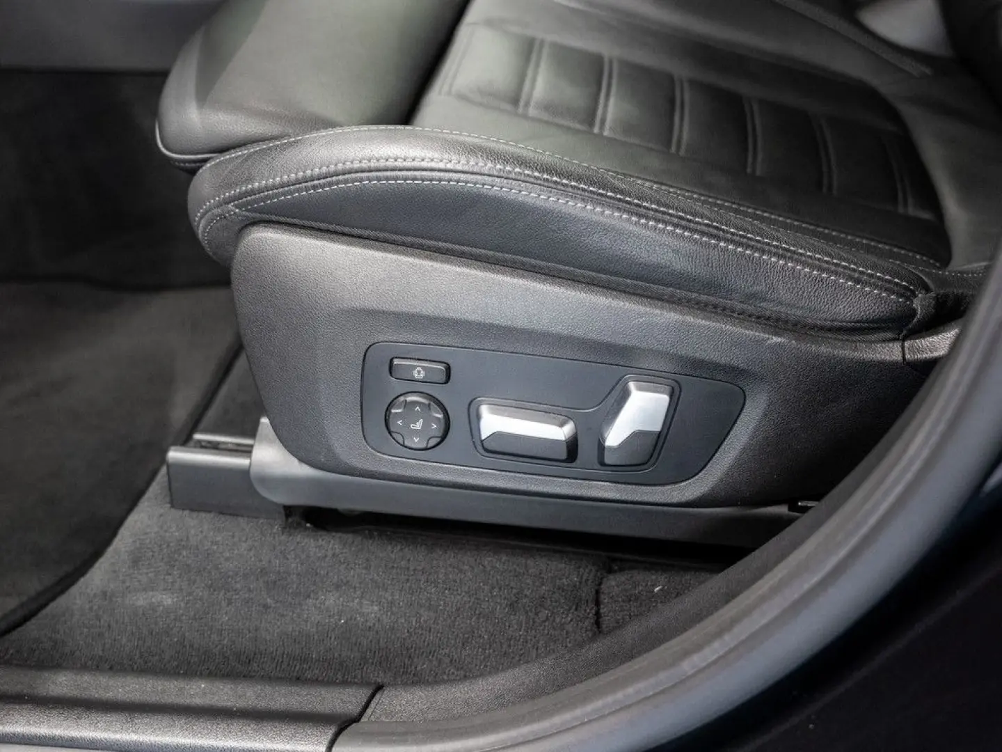 X3 xDrive 30e M-Sport PANO AHK HUD 360  LASER