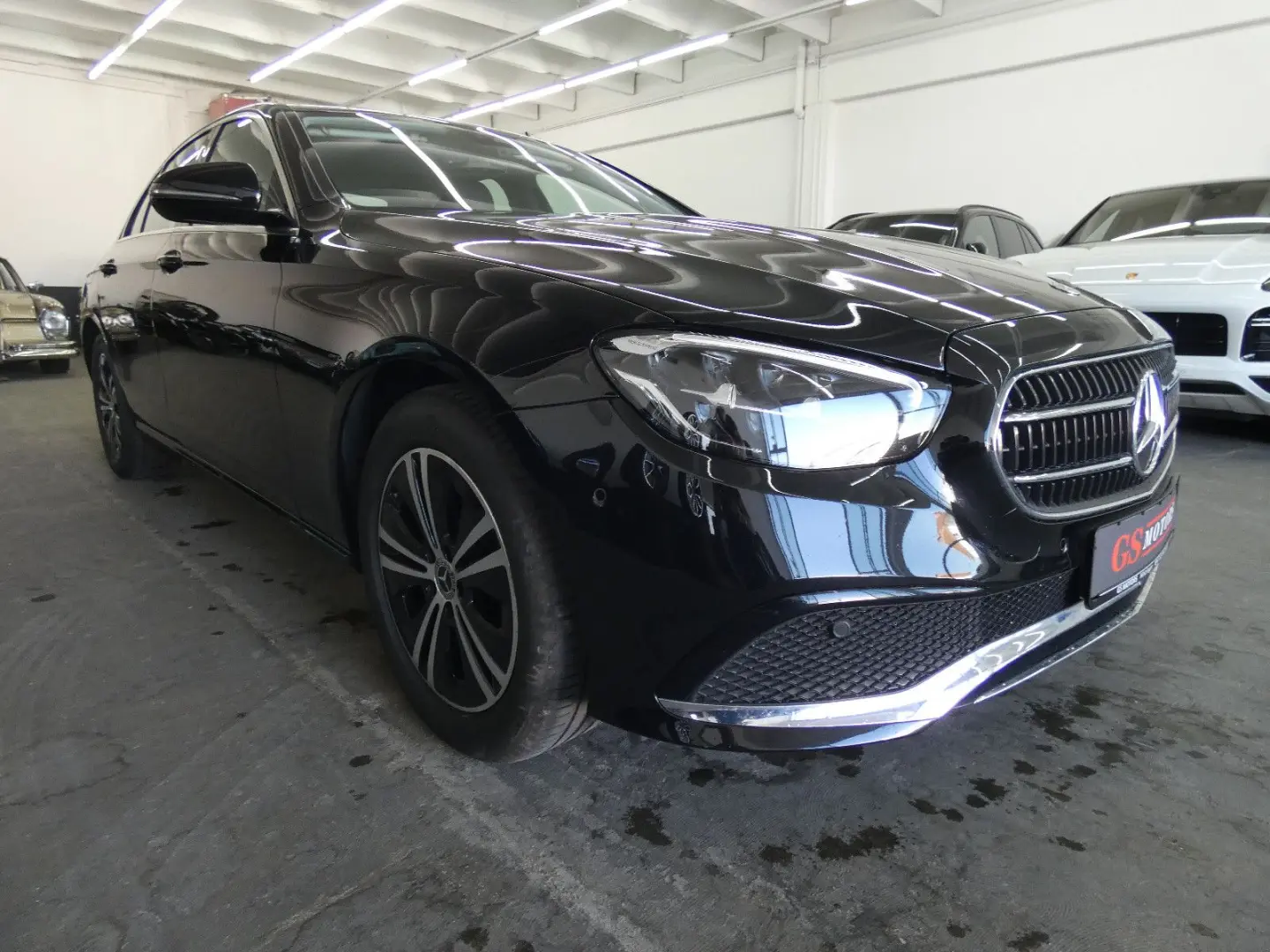 E 220 d AVANTGARDE MBUX NAVI LED KAMERA CARPLAY