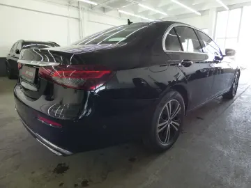 E 220 d AVANTGARDE MBUX NAVI LED KAMERA CARPLAY