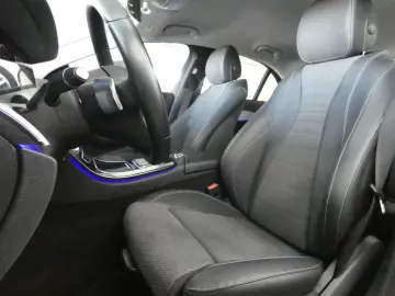 E 220 d AVANTGARDE MBUX NAVI LED KAMERA CARPLAY