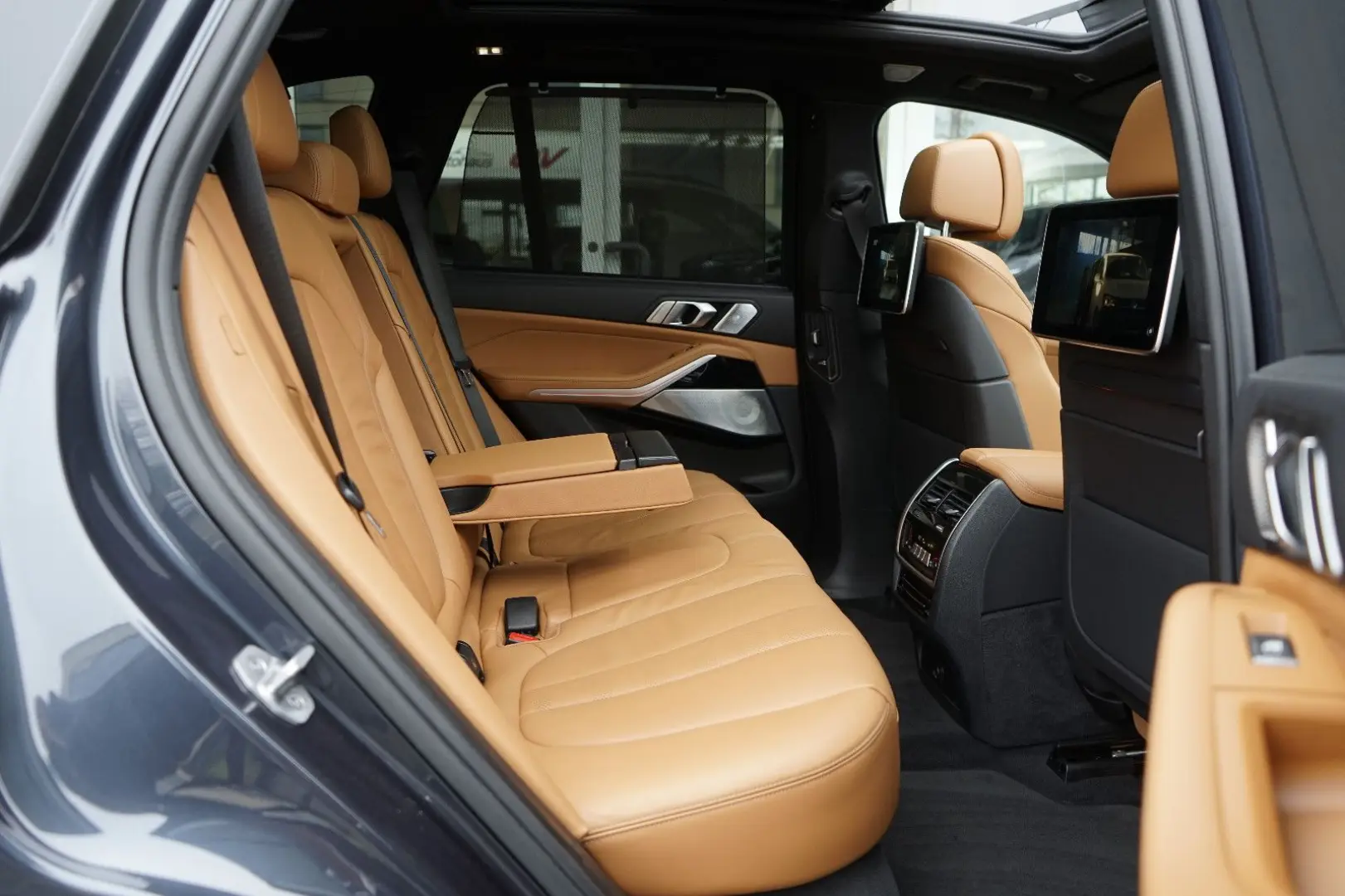 X5 45e M Sport 3xTV Nightv Bower Massage PanoSKY